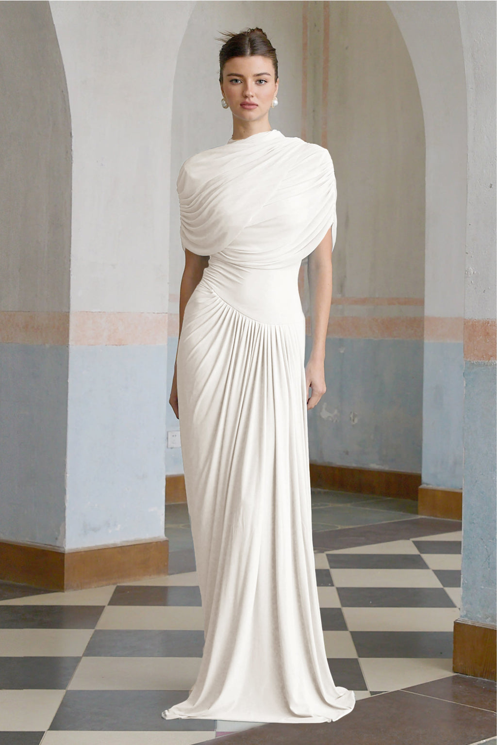 Vestido maxi plisado asimétrico