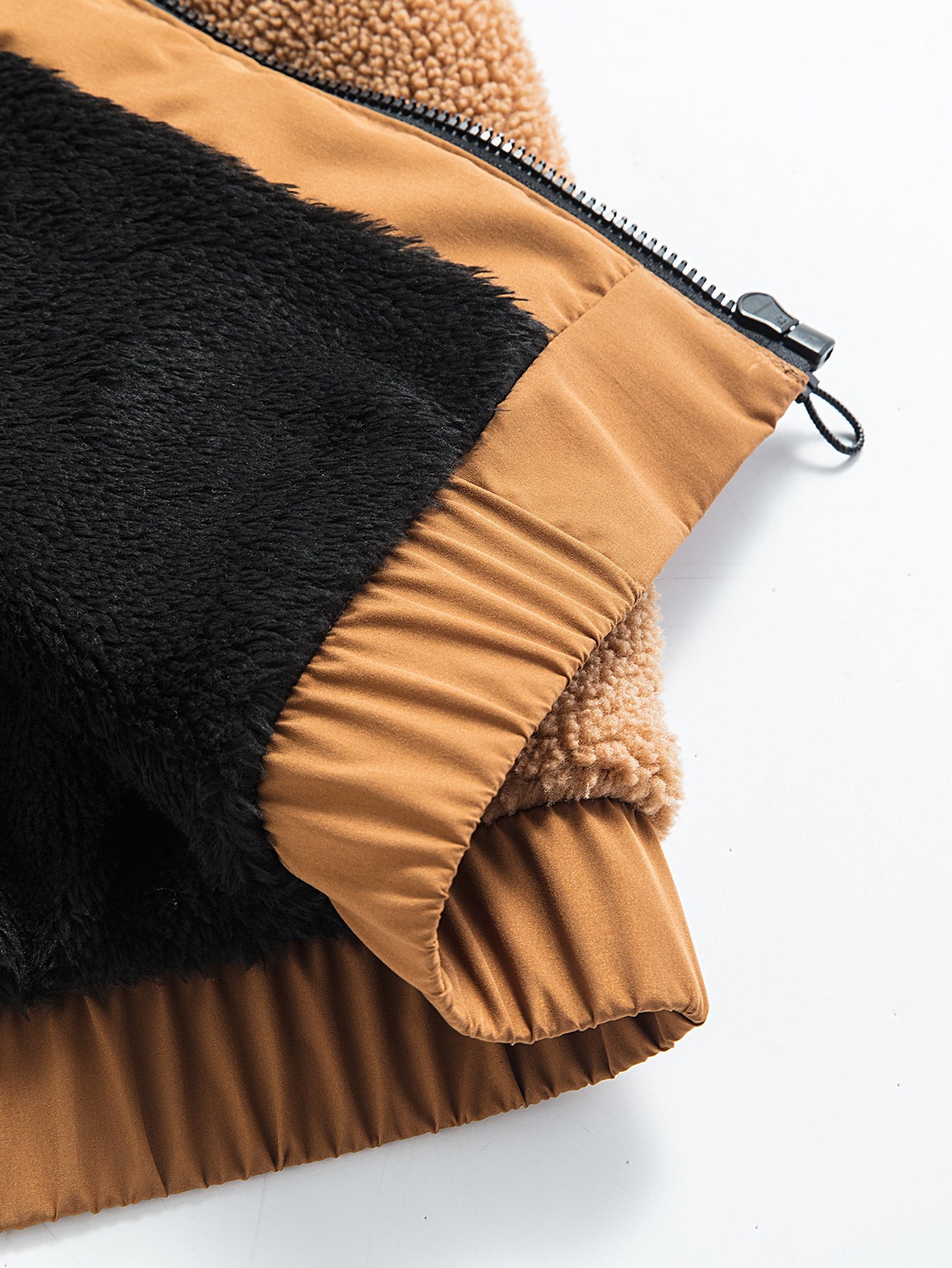 Chaqueta con cremallera