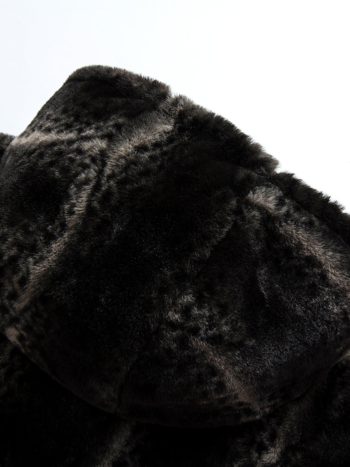 Chaqueta con capucha