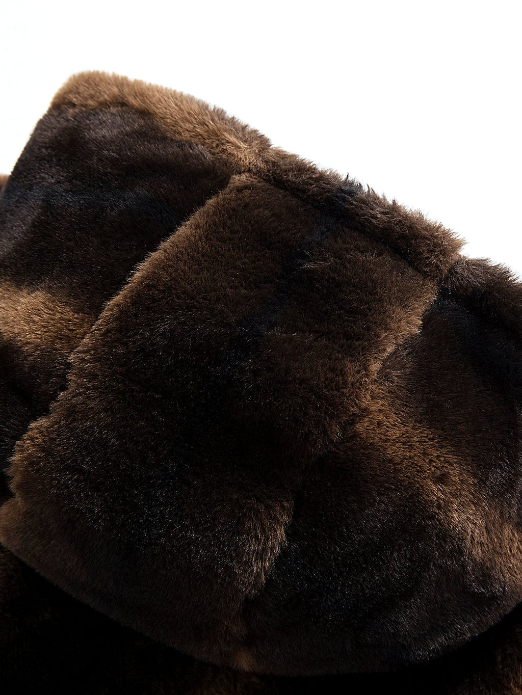 Chaqueta con capucha