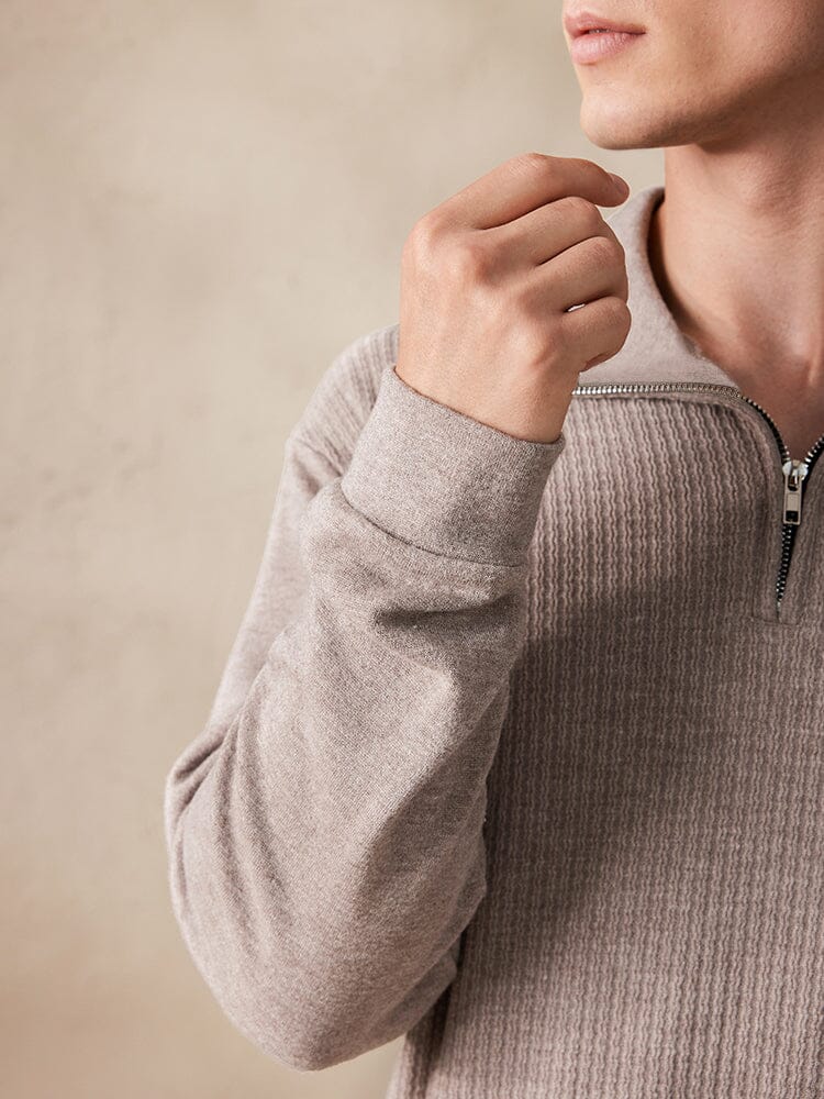 Suéter elástico con cuello polo