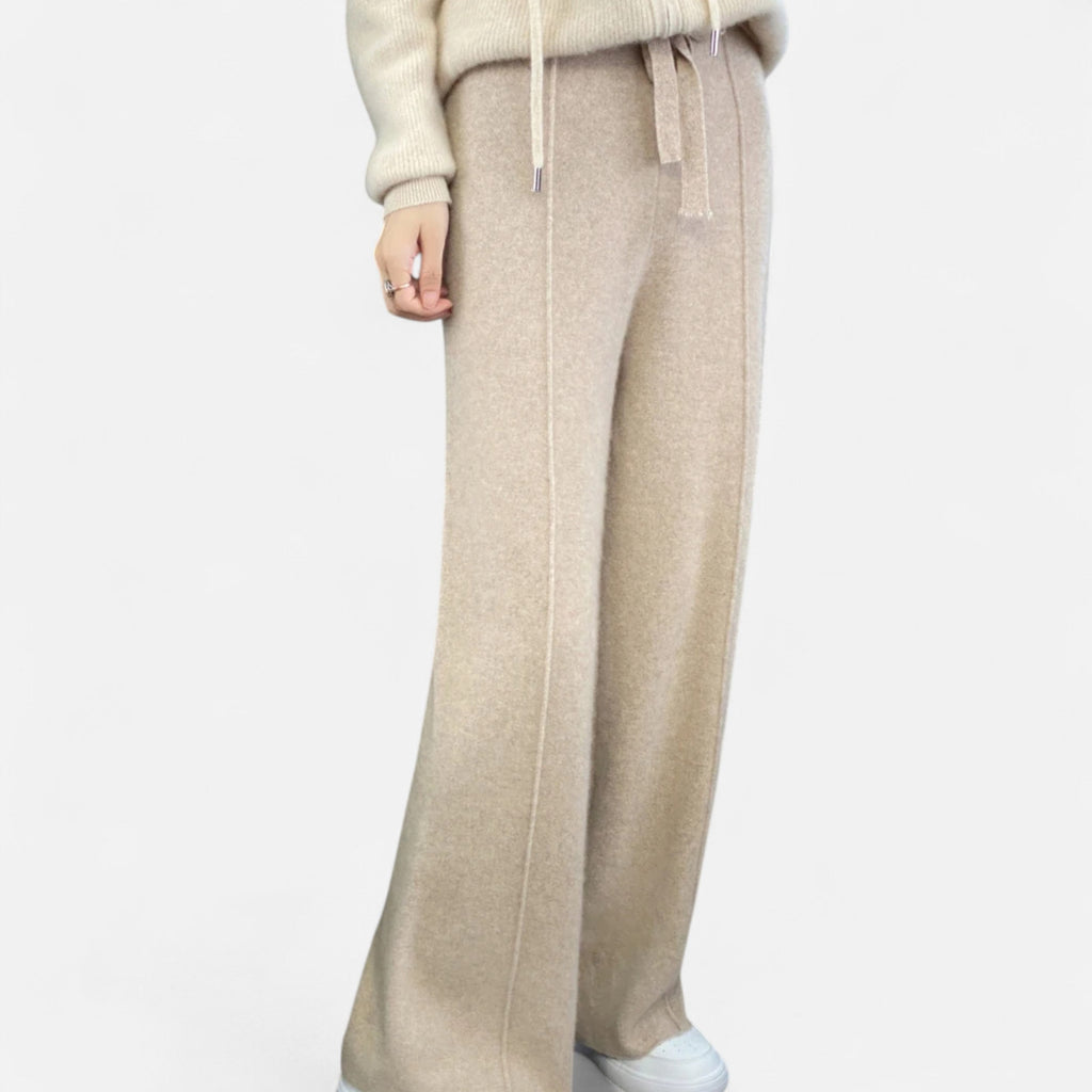 Pantalones con corte relajado