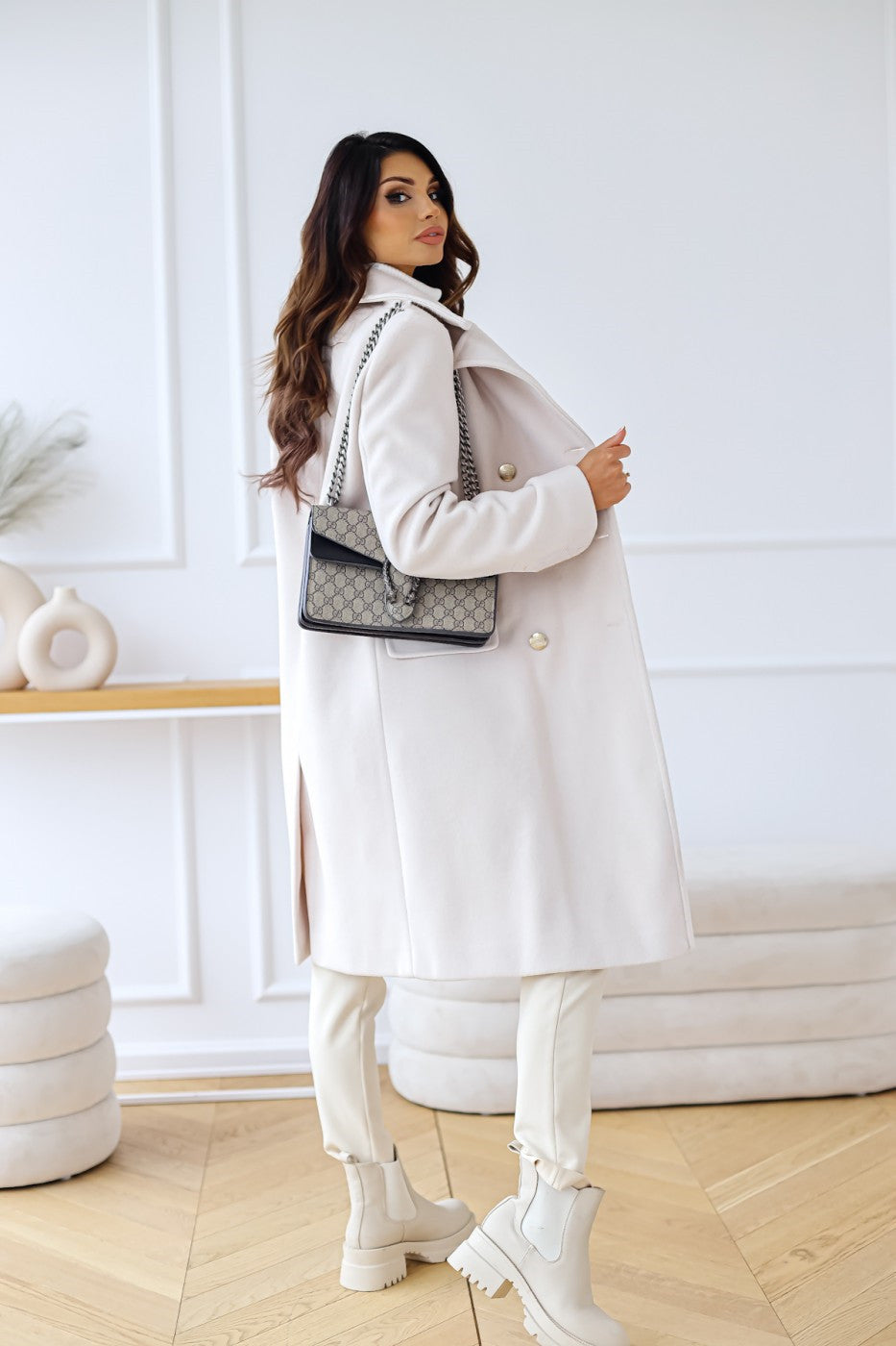 Abrigo largo de invierno para mujer de doble botonadura