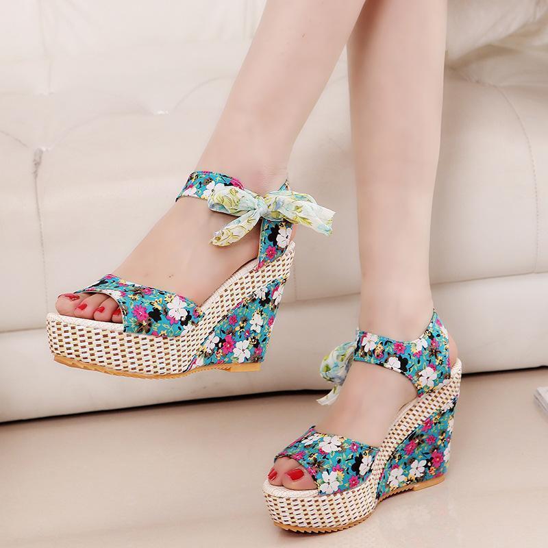 Zapatos de cuña para mujer