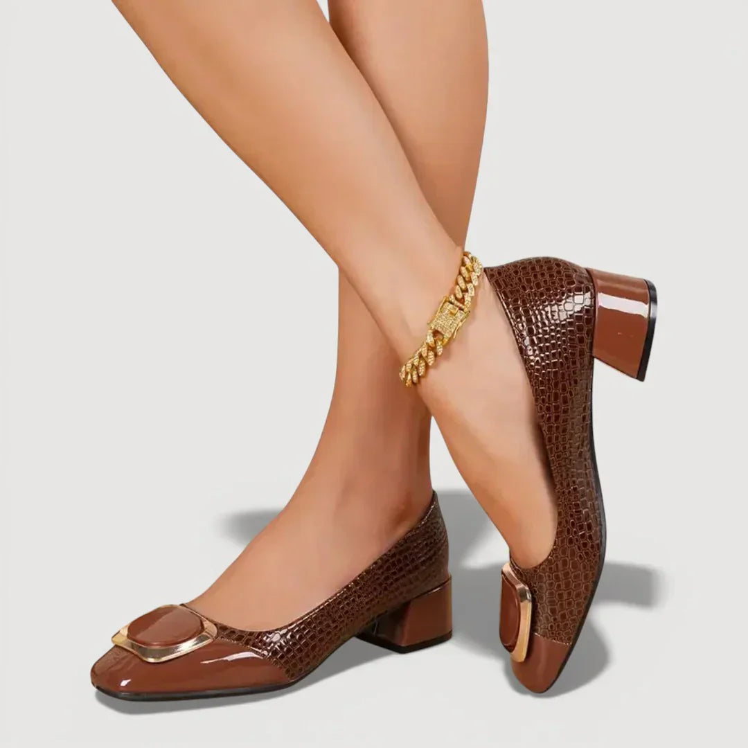 Zapatos de tacón bajo efecto cocodrilo