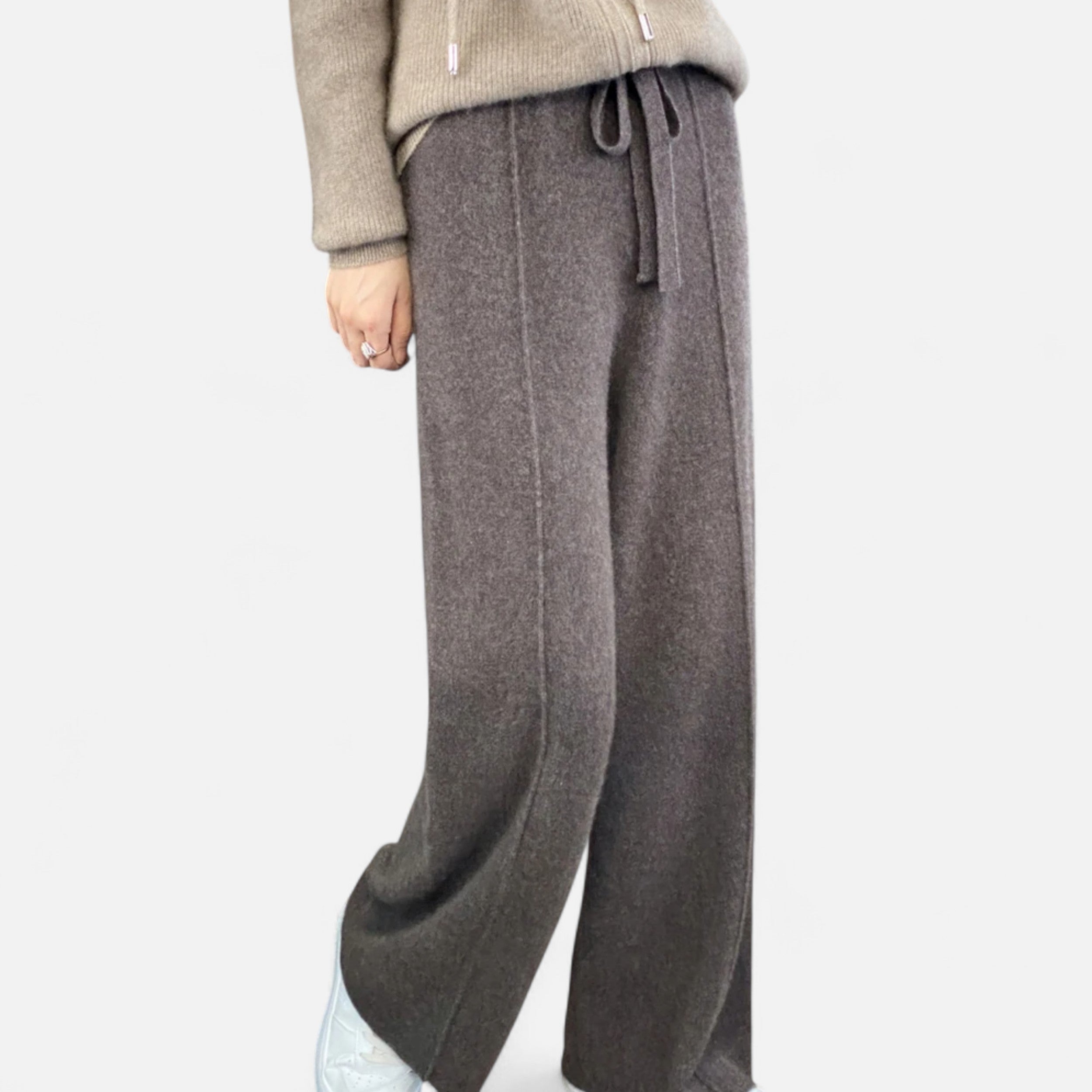Pantalones con corte relajado
