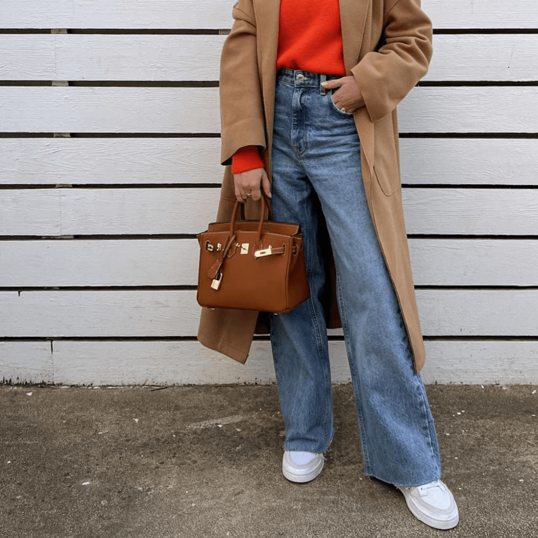 Bolso de mano elegante y atemporal