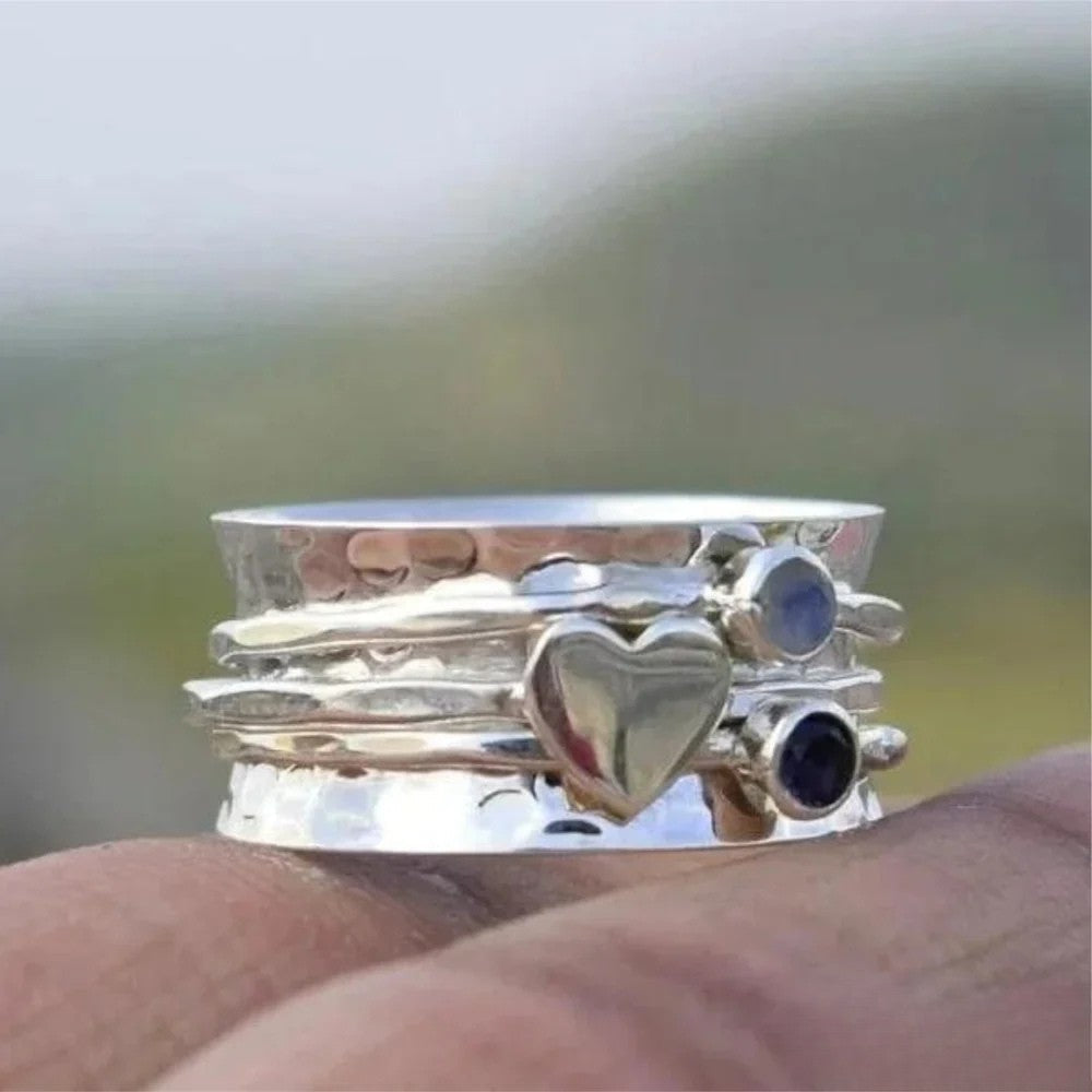 Anillo giratorio con forma de corazón