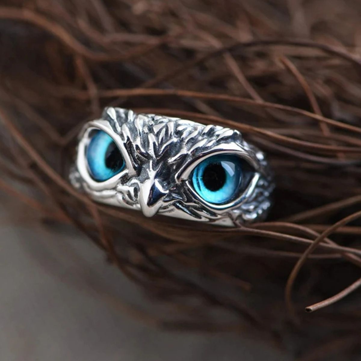 Anillo de ojo de búho ajustable