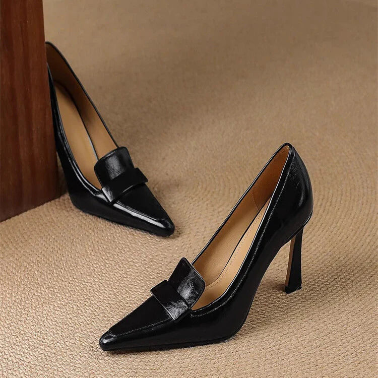 Tacones de aguja con acabado brillante