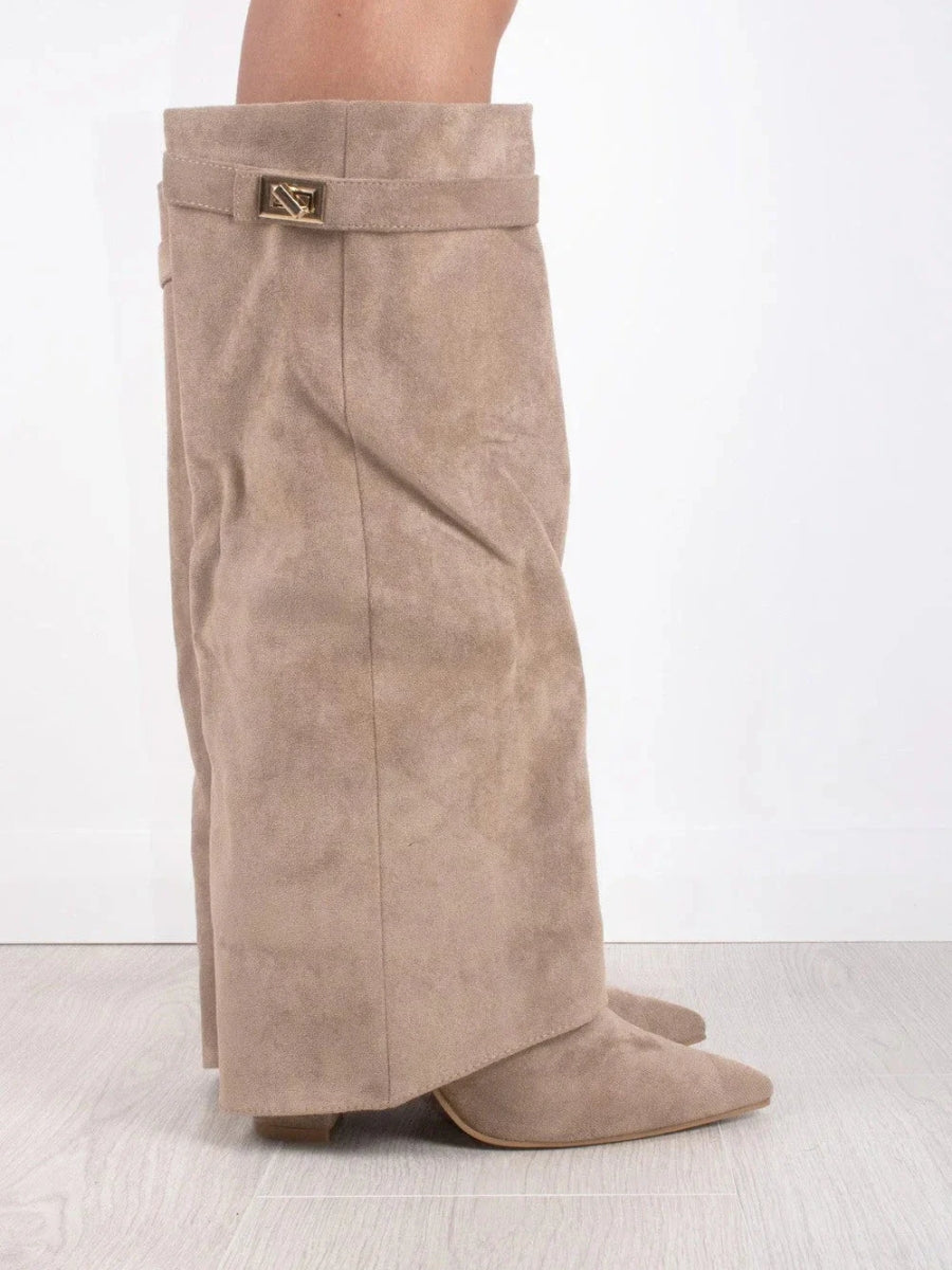 Botas altas  sobre la rodilla con cremallera