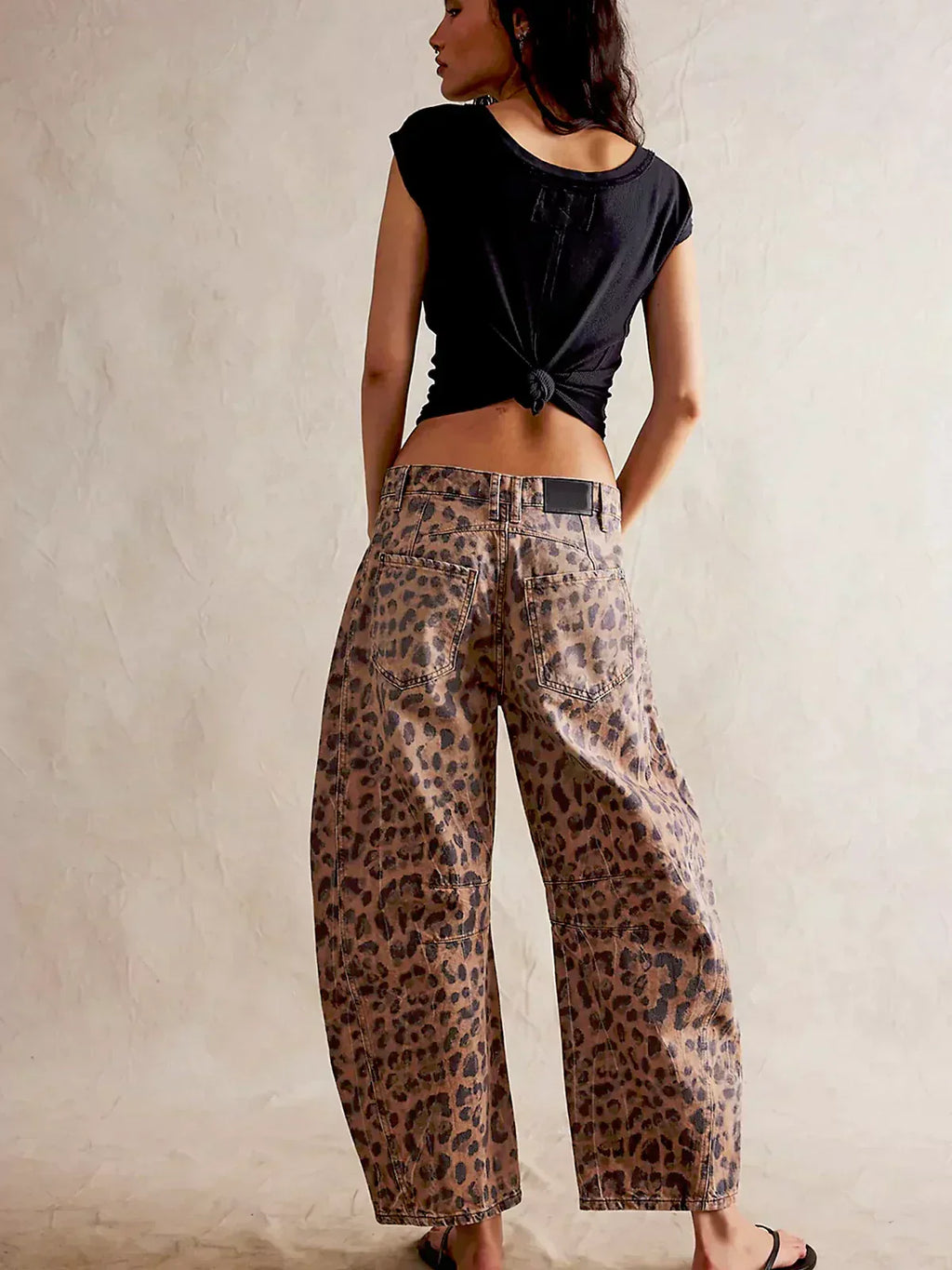 Jeans estampados con pierna ancha