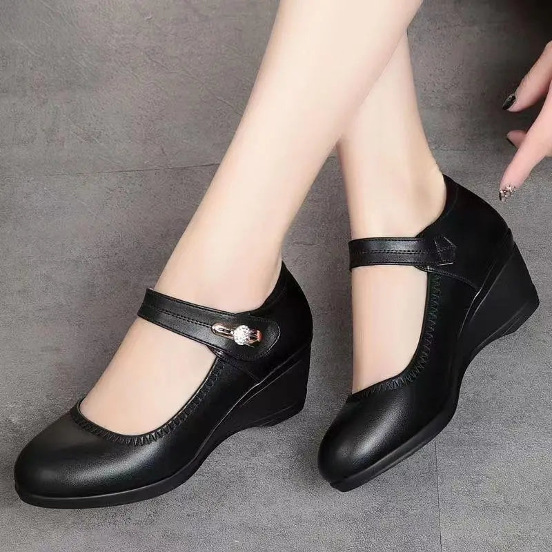 Zapatos de tacón con efecto cuero y suela blanda
