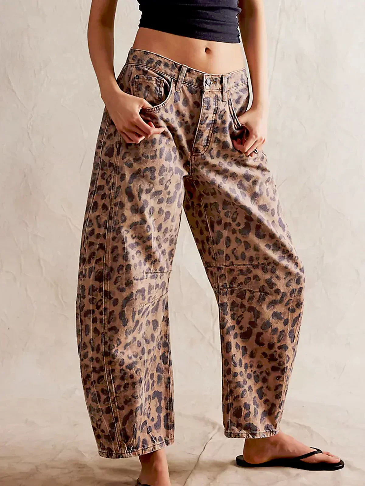 Jeans estampados con pierna ancha