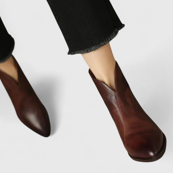 Botines Elegantes con Tacón Ancho