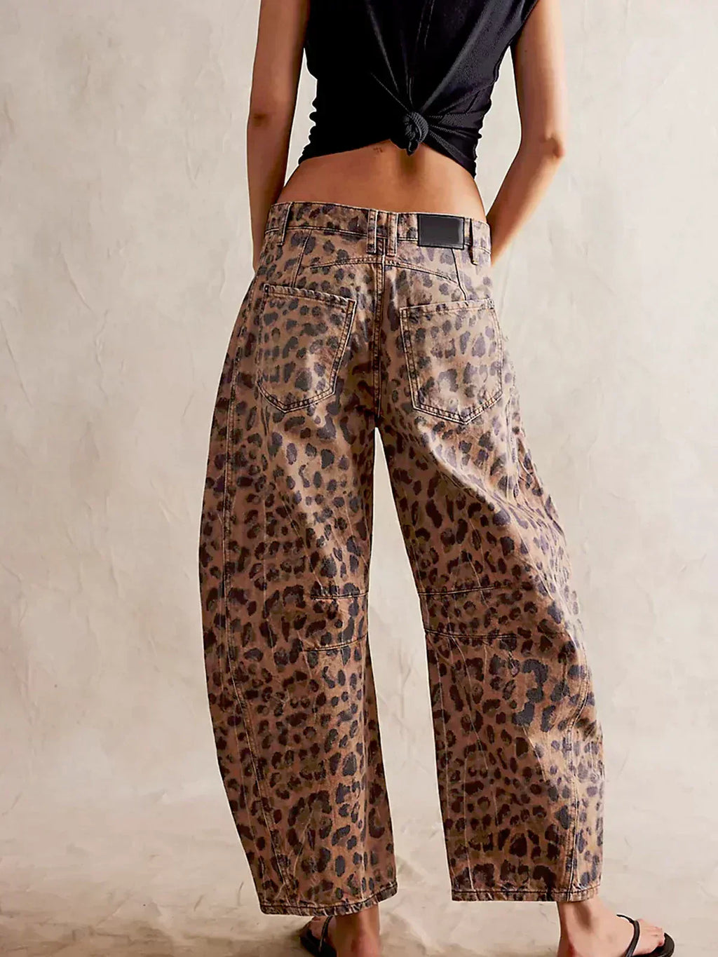 Jeans estampados con pierna ancha