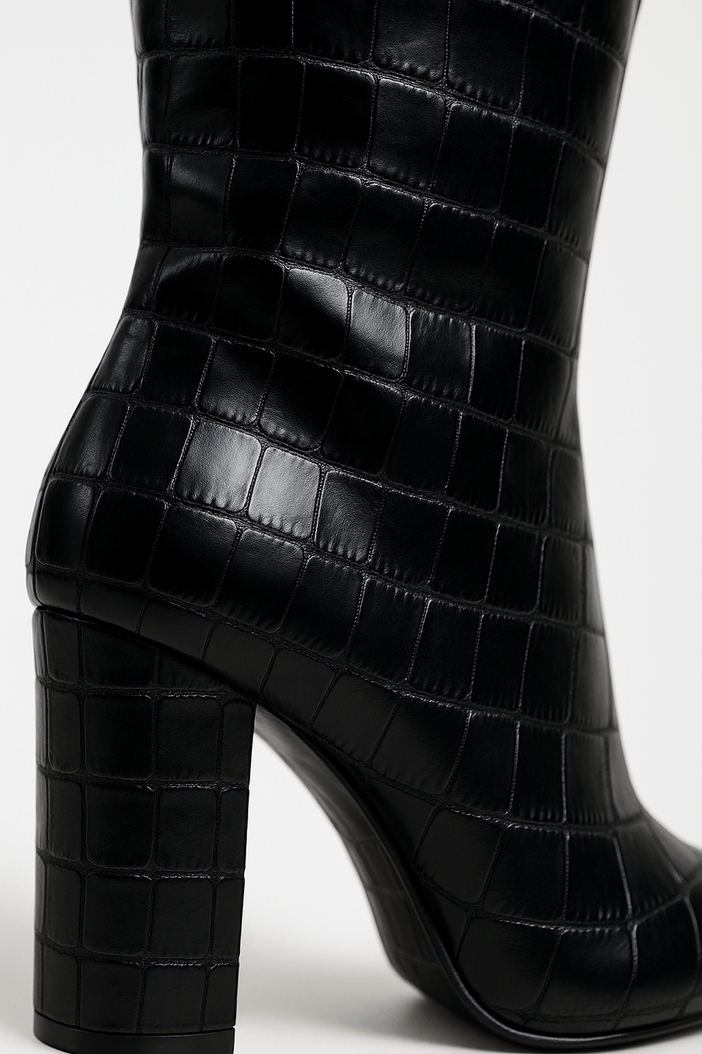 Botas de mujer con estampado y tacón cuadrado