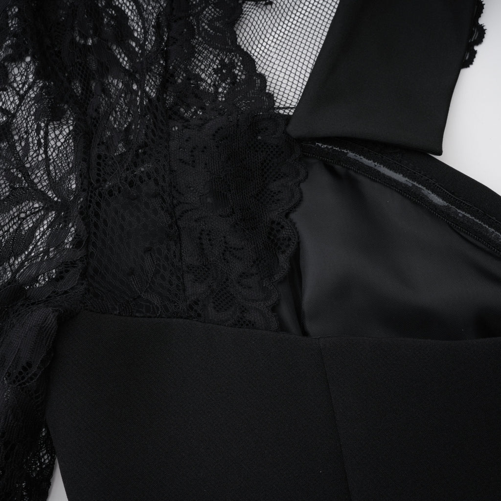 Vestido maxi con panel de encaje negro