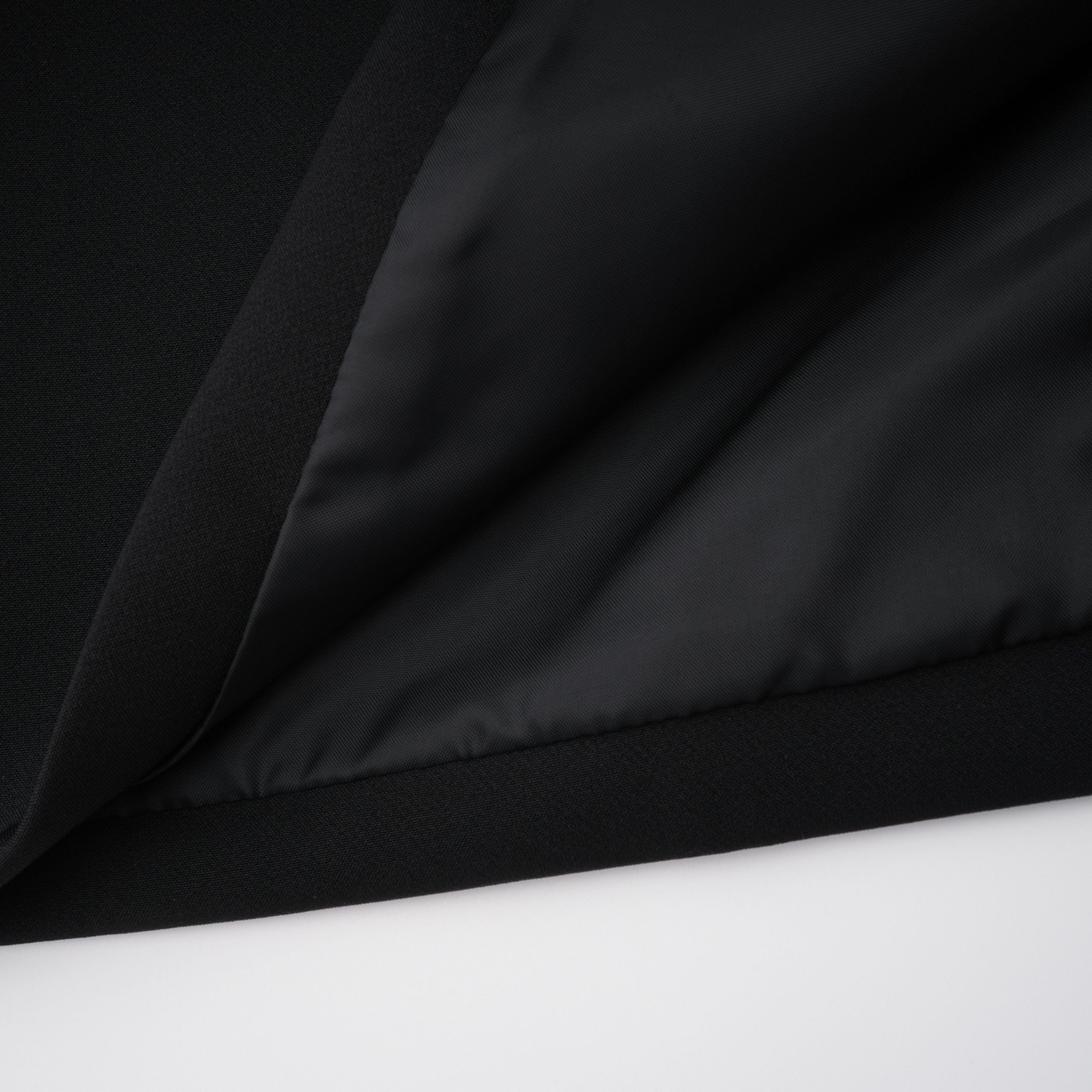 Vestido maxi con panel de encaje negro