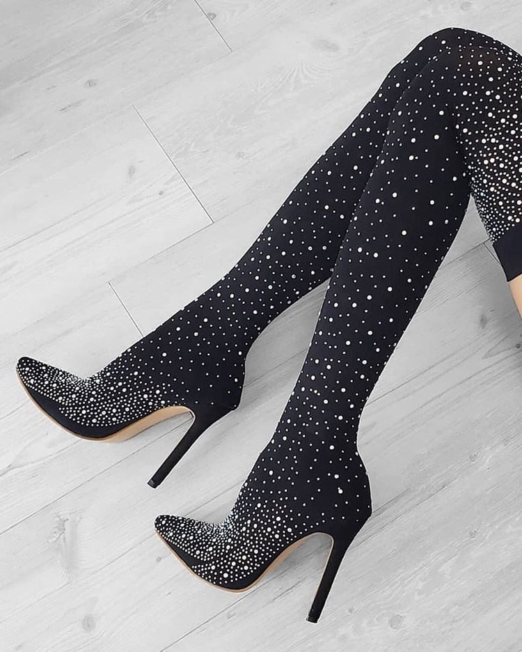 Mika Chrystal Tacones