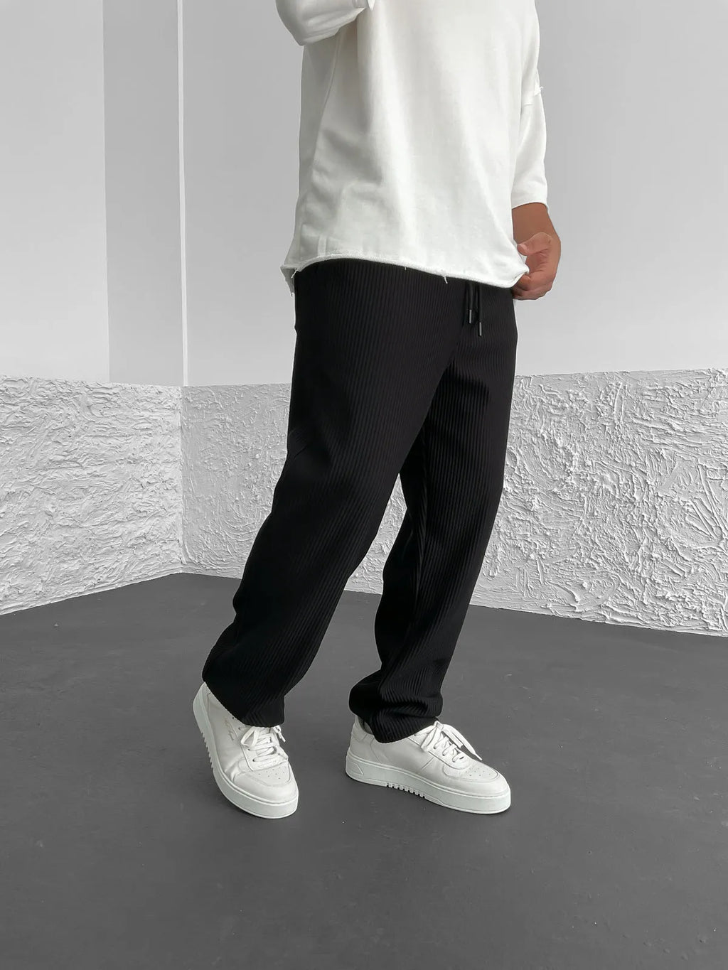 Pantalón acanalado relajado