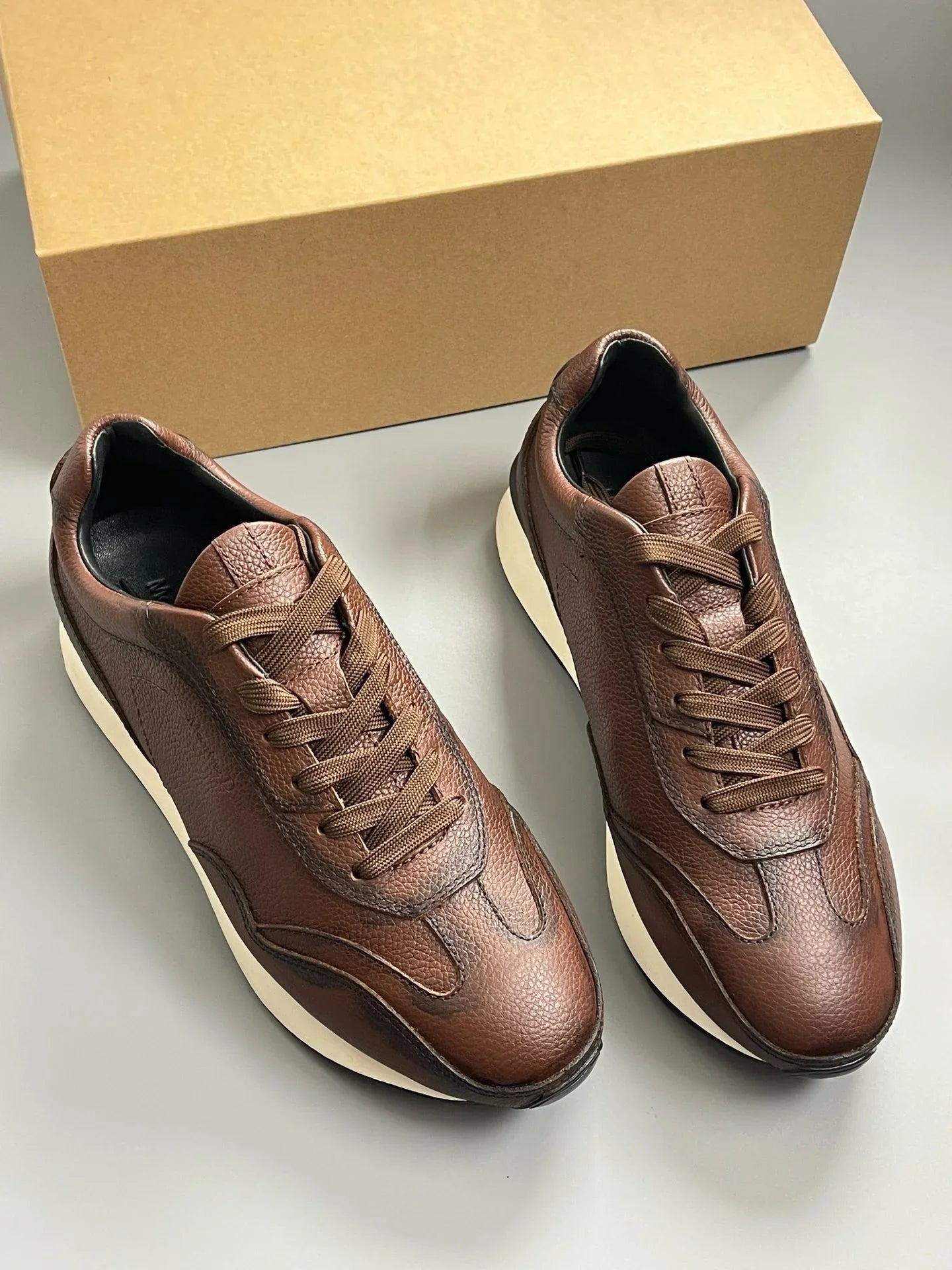 Zapatos de cuero de primera calidad