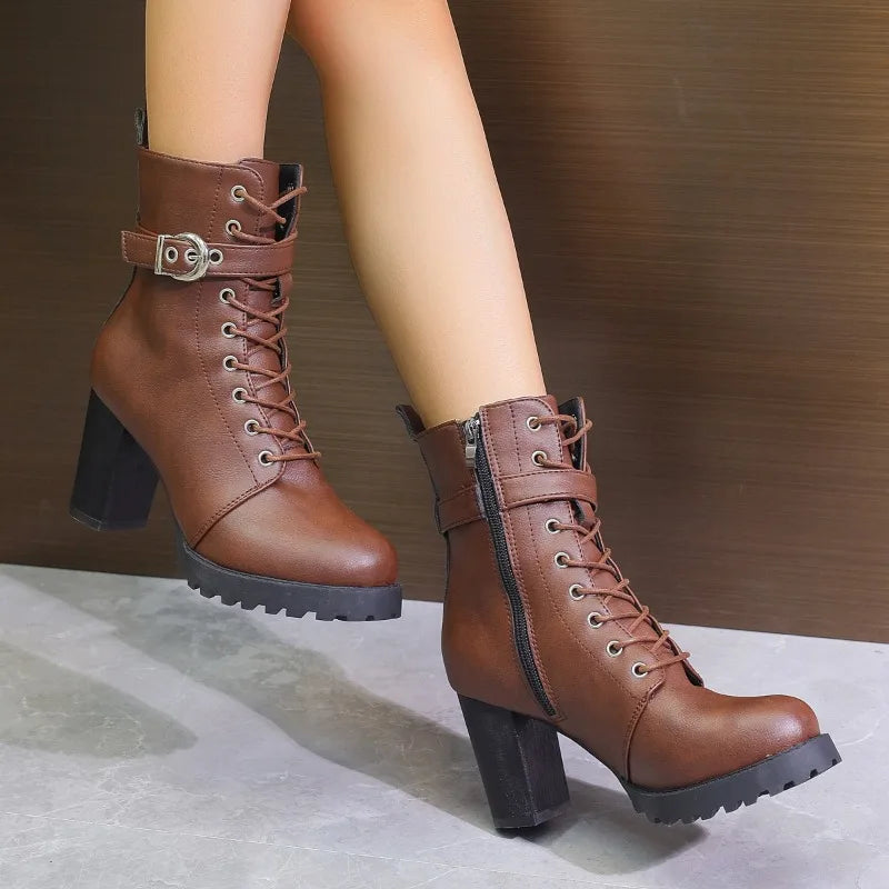 Claudia | Botines de mujer con detalle de hebilla