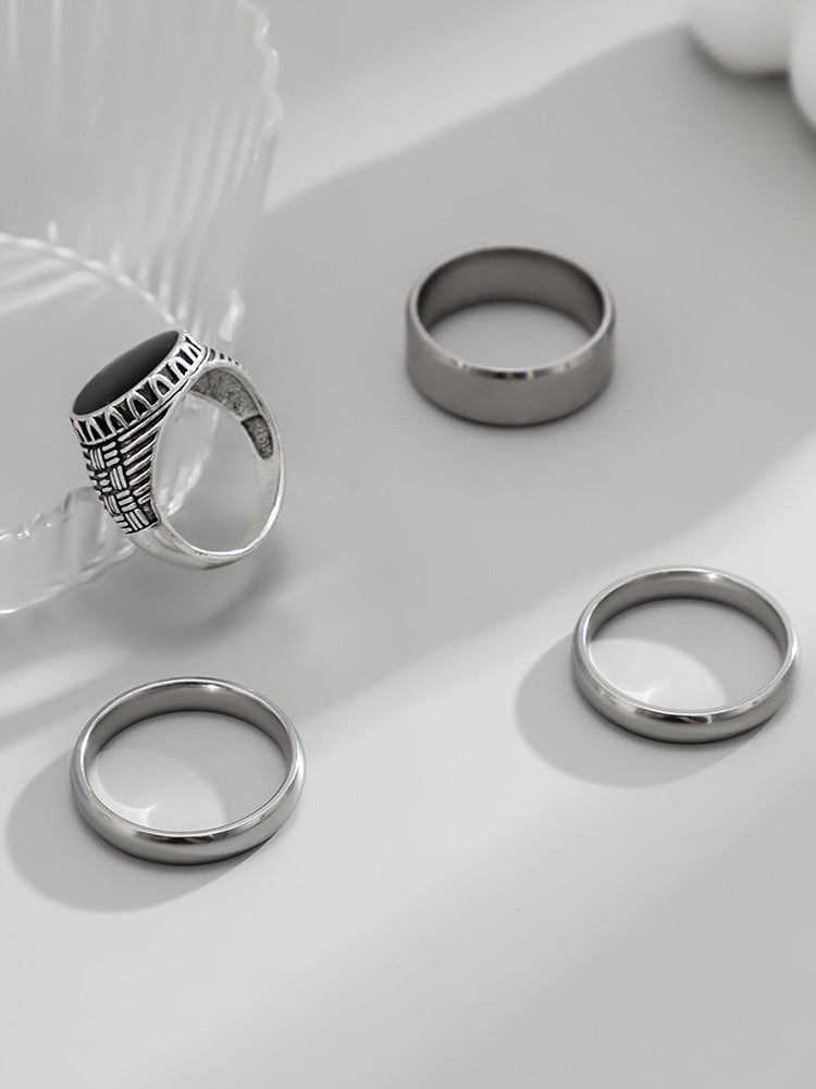 Conjunto 4 anillos estilo urbano