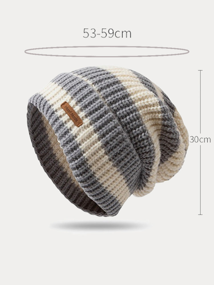 Gorro de punto a rayas cómodo y apilable