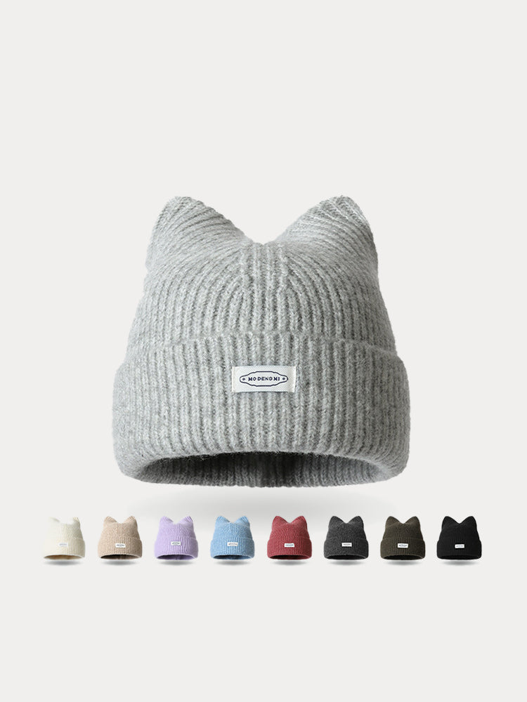 Gorro de peluche a la moda