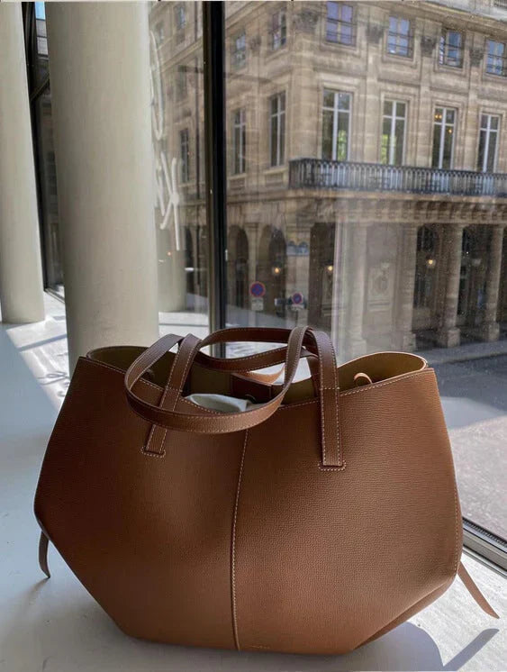 Teresa – Bolso Tote con Asas Curvas