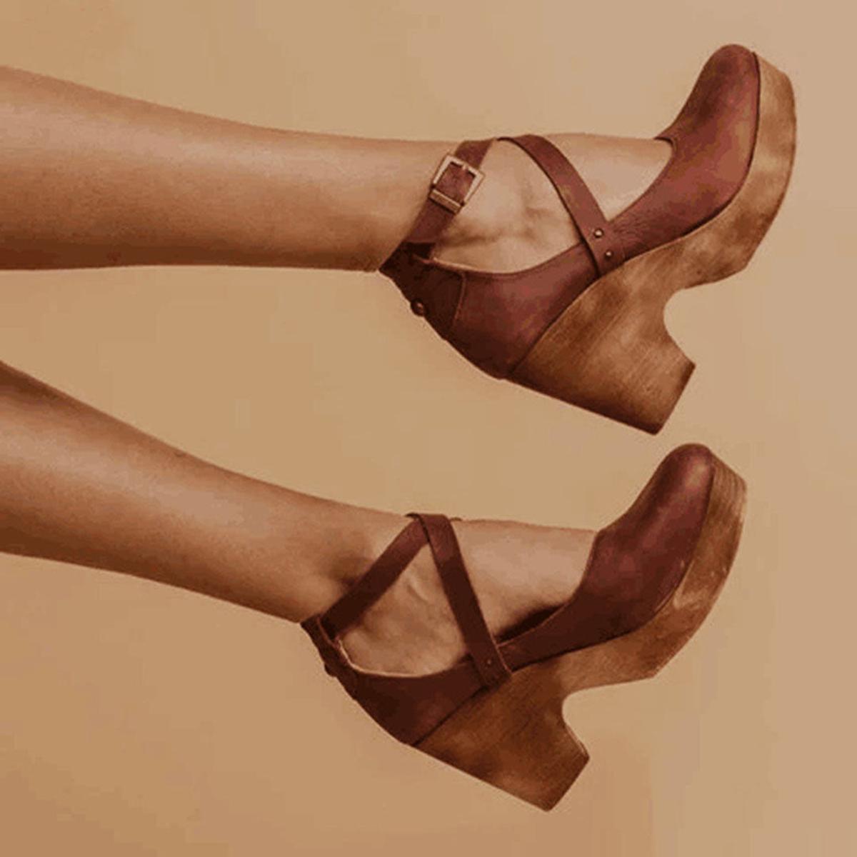 Andrea | Tacones de cuña para damas con correa en el tobillo