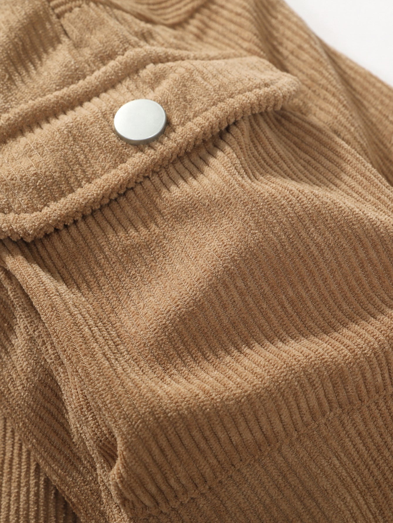 Chaqueta con capucha