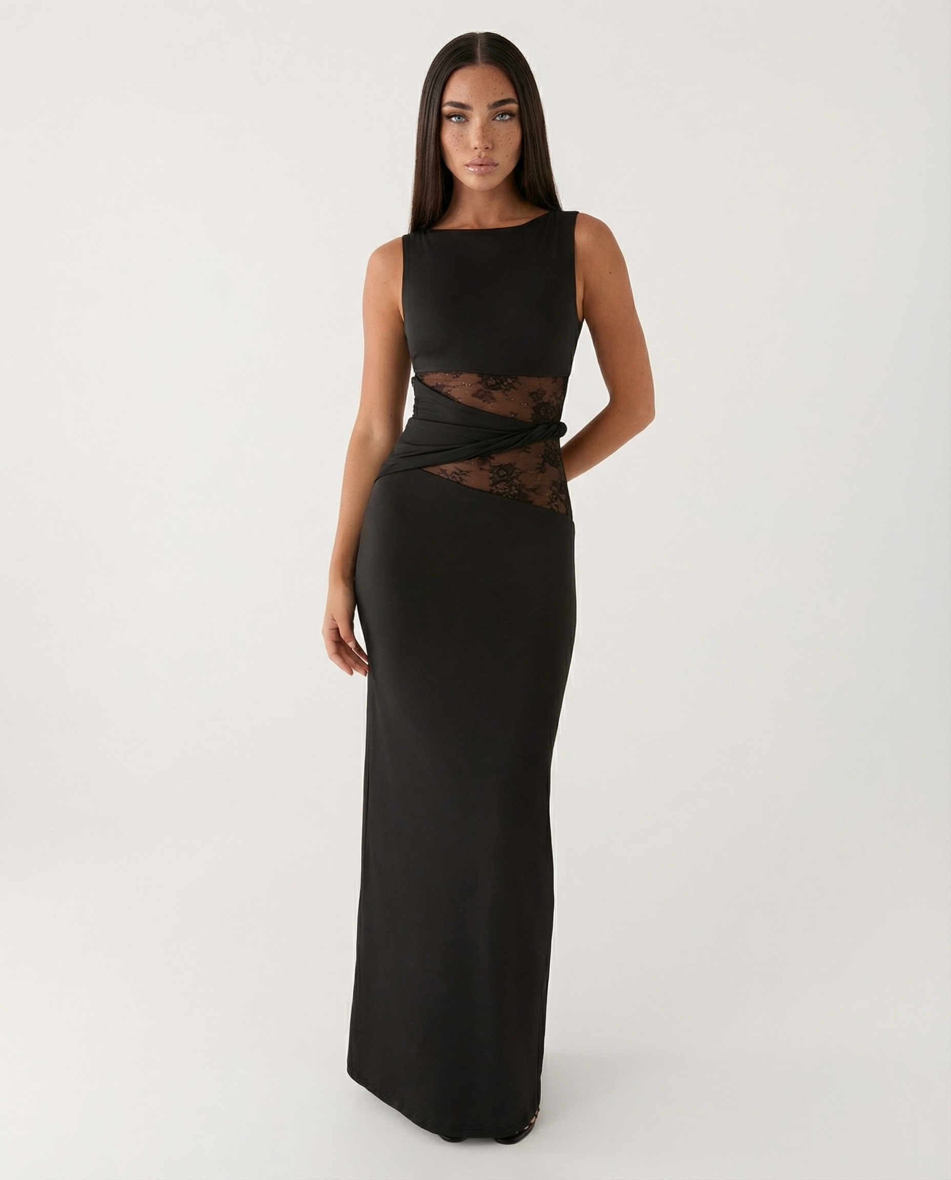 Vestido maxi de encaje ilusión