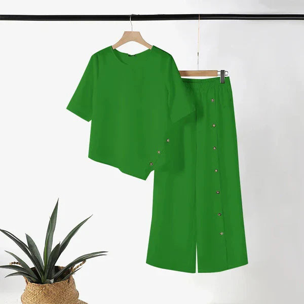 Violeta™ | Conjunto amplio de dos piezas con botones decorativos