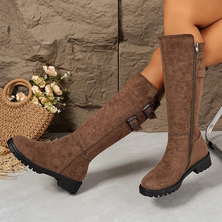 Botas altas con cremallera lateral
