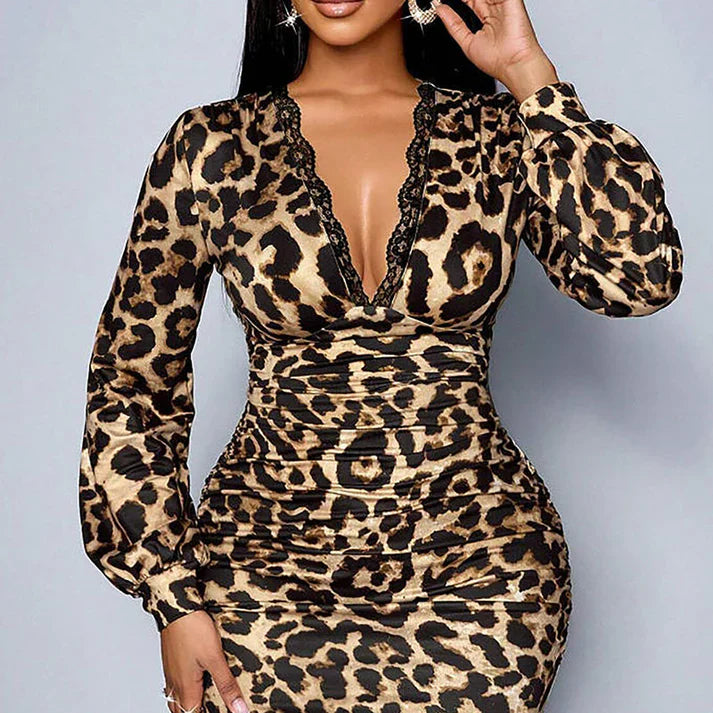 vestido midi animal print con escote en V